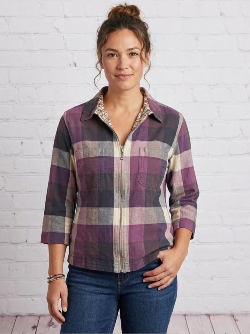Giselle Apparel Light Jacket/Top